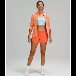 Lululemon Tracker Low-Rise Lined Short 4"